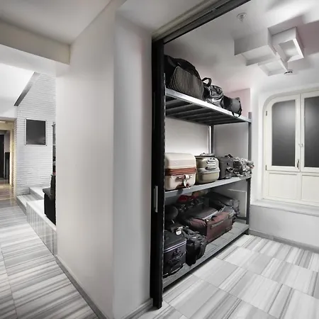 The House Taksim Hostel *