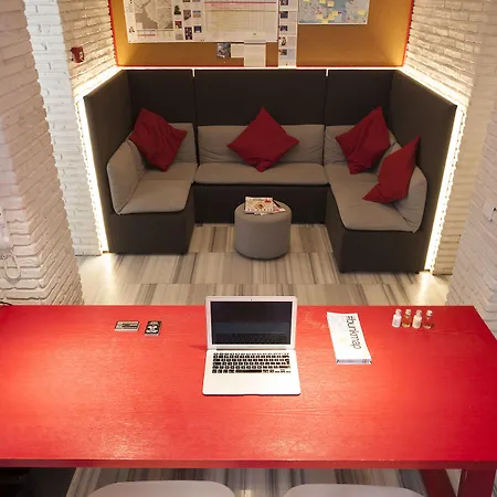 Hostel The House Taksim