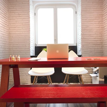 旅馆 The House Taksim