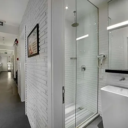 Hostel The House Taksim