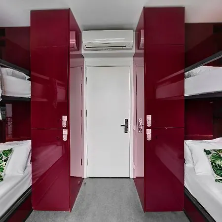 Wabi Sabi Hostel *