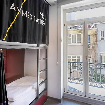 Wabi Hostel *