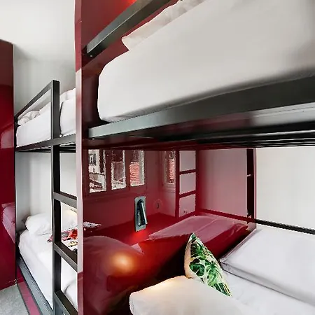 Wabi Hostel